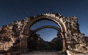 Arch Night Stars Ruins HD wallpaper thumb