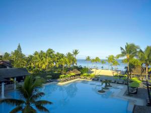 Resort, sea, palm trees, swim pool, Mauritius wallpaper thumb