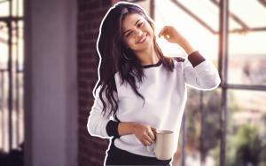 Selena Gomez, Blurred, Actress, Cup wallpaper thumb