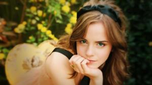 Emma Watson Black Tie HD wallpaper thumb