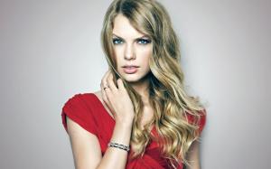 Taylor Swift Wide wallpaper thumb