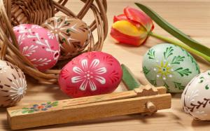 Lovely Painted Easter Eggs wallpaper thumb