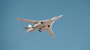 Tu-160 supersonic strategic bomber wallpaper thumb