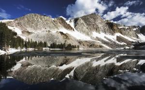 Clear Mountain Lake Reflection wallpaper thumb
