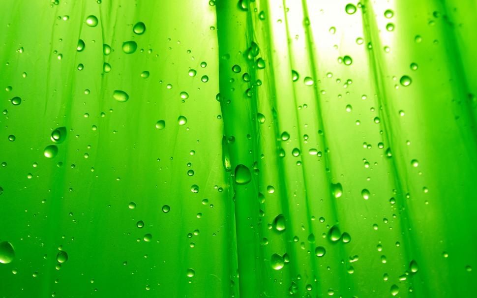 Green Waterdrops  Free Background Desktop Images wallpaper,abstract HD wallpaper,dark HD wallpaper,design HD wallpaper,green HD wallpaper,light HD wallpaper,2560x1600 wallpaper
