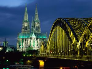 Cologne Cathedral and Hohenzollern Bridge Germany HD wallpaper thumb