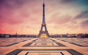 Paris Eiffel Tower Twilight Clouds wallpaper thumb