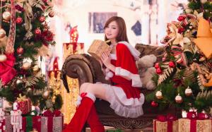 Beautiful girl, Asian, gifts, Christmas, New Year wallpaper thumb
