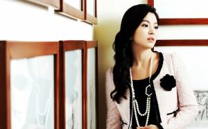 Song Hye Kyo 05 wallpaper thumb