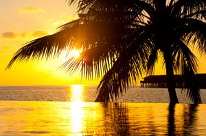 Bora Bora Tahiti Sunset wallpaper thumb