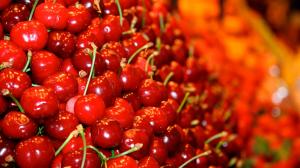 A lot of red cherry berries wallpaper thumb