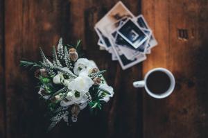 wood, coffee, desk, flowers, tea, white flowers, photo wallpaper thumb
