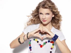 Hand Heart - Taylor Swift wallpaper thumb