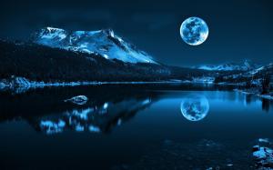 Blue Moon Lake wallpaper thumb