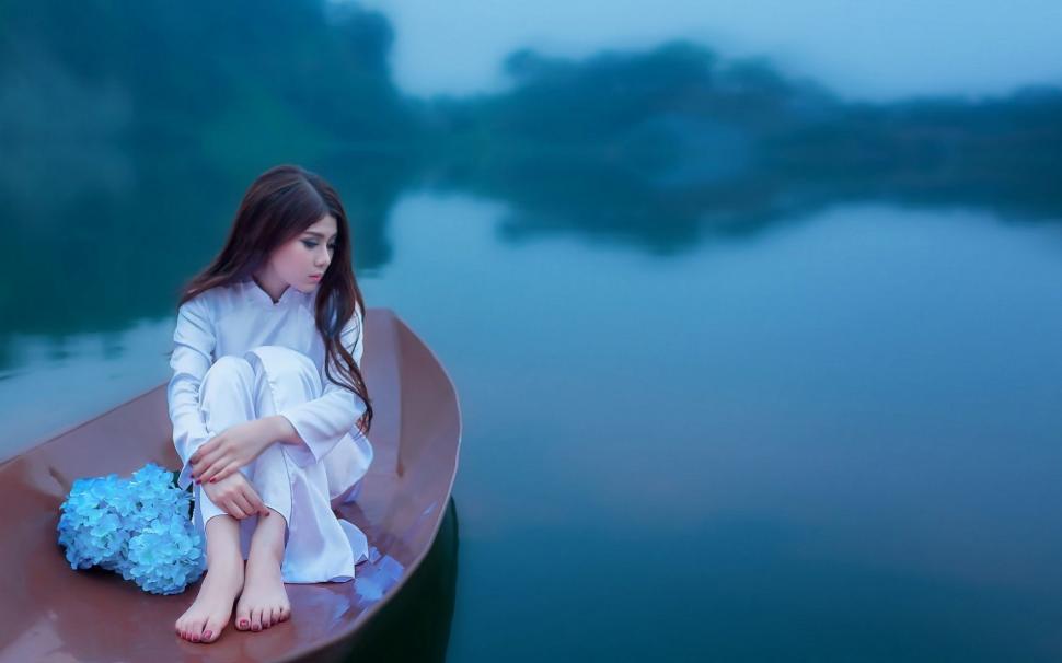 Girl in a boat looking at the lake wallpaper, 1920x1080   HD wallpaper,girls HD wallpaper,lake HD wallpaper,boat HD wallpaper,asian HD wallpaper,brunette HD wallpaper,4k wallpaper HD wallpaper,2880x1800 wallpaper