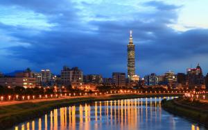 City night of Taipei, river, buildings, lights wallpaper thumb