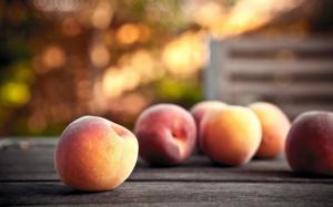 Peaches 1080p wallpaper thumb