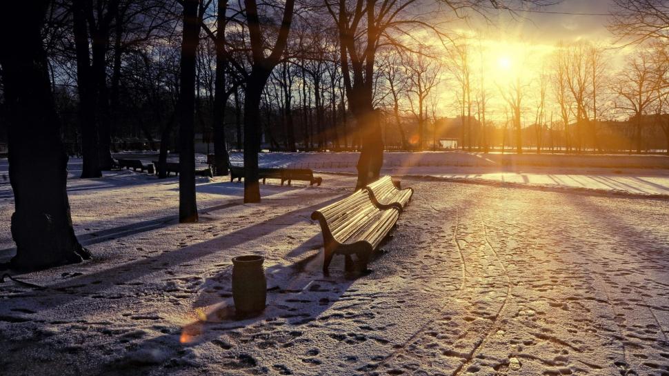 Winter Sunset In The Park wallpaper,sunsets HD wallpaper,snow HD wallpaper,nature HD wallpaper,winter HD wallpaper,parks HD wallpaper,nature & landscapes HD wallpaper,1920x1080 wallpaper
