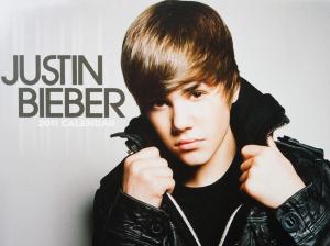 Justin Bieber, Famous Singer, Handsome, Celebrity, Young Man, Looking at Viewer wallpaper thumb