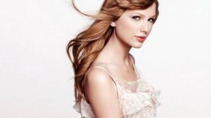 Taylor Swift Cute wallpaper thumb