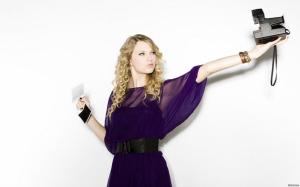 50 Gorgeous Taylor Swift Photo 40 wallpaper thumb