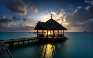 Resort Hut Hotel Ocean Tropical Sunset Clouds HD wallpaper thumb