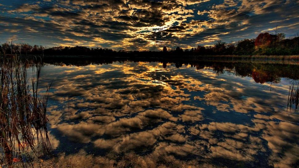 Clouds reflecting off water wallpaper,nature HD wallpaper,1920x1080 HD wallpaper,water HD wallpaper,cloud HD wallpaper,lake HD wallpaper,1920x1080 wallpaper
