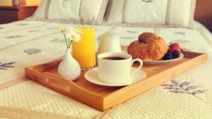 Breakfast Bed wallpaper thumb