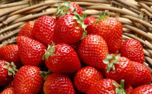 Fruit Strawberry Food HD Desktop wallpaper thumb