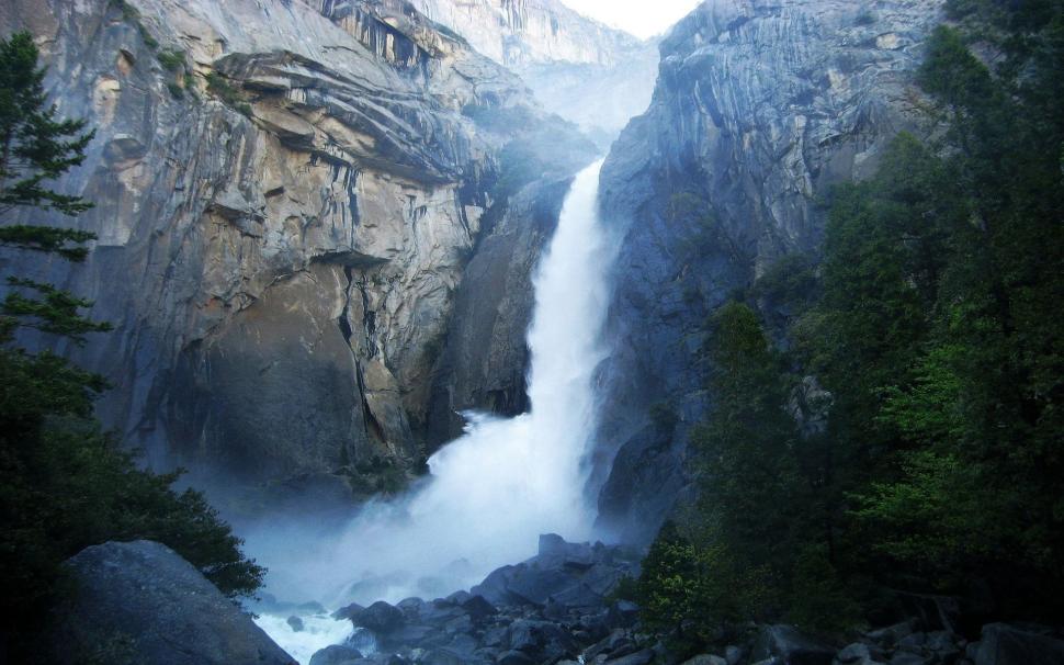 Yosemite National Park California USA, cliff waterfall wallpaper,Park HD wallpaper,California HD wallpaper,USA HD wallpaper,Cliff HD wallpaper,Waterfall HD wallpaper,1920x1200 wallpaper