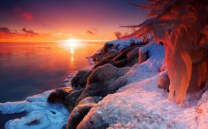Beautiful winter sunrise, lake, ice, snow wallpaper thumb