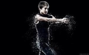 Shailene Woodley as Tris in Insurgent 2015 wallpaper thumb