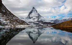Alps, Switzerland, Italy, Mount Matterhorn mountain lake, water reflection, sky wallpaper thumb