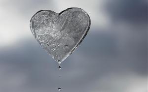 Heart of ice wallpaper thumb