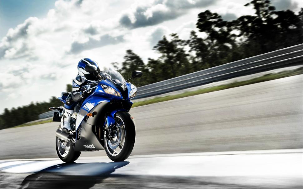 Yamaha wallpaper,blue HD wallpaper,race HD wallpaper,moto HD wallpaper,sport HD wallpaper,2560x1600 wallpaper