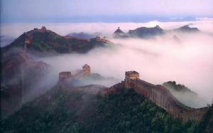 The Great Wall Of China In The Mist wallpaper thumb
