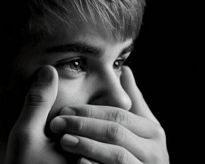 justin bieber, face, hands, eyes, black and white wallpaper thumb