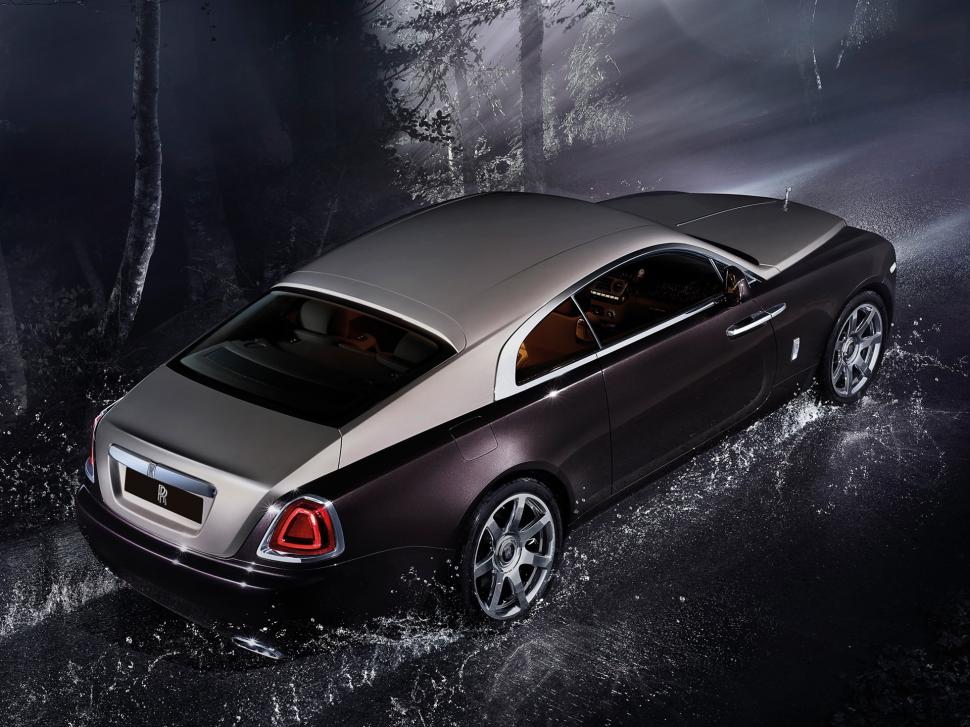 Rolls-Royce Wraith luxury car at night wallpaper,Rolls HD wallpaper,Royce HD wallpaper,Wraith HD wallpaper,Luxury HD wallpaper,Car HD wallpaper,Night HD wallpaper,1920x1440 wallpaper