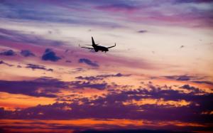 Airliner plane sunset wallpaper thumb