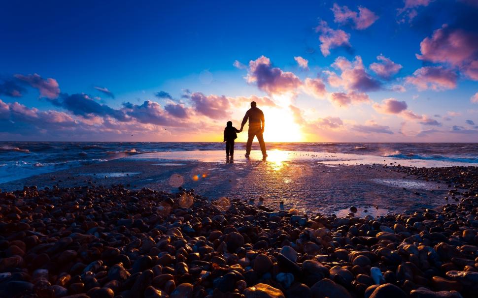 Father and Son On A Beach wallpaper,Scenery HD wallpaper,2560x1600 wallpaper