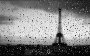 Rainy Paris wallpaper thumb
