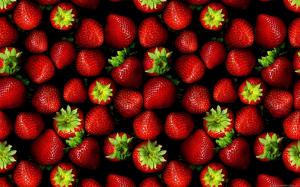 Strawberry wallpaper thumb