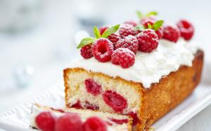 Cupcake, cream, raspberries, berries, dessert, food wallpaper thumb