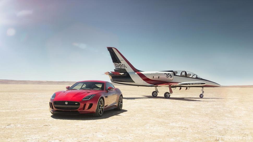 2016 Jaguar F Type R AWD Coupe With Plane wallpaper,2016 HD wallpaper,jaguar HD wallpaper,type HD wallpaper,coupe HD wallpaper,with HD wallpaper,plane HD wallpaper,1920x1080 wallpaper