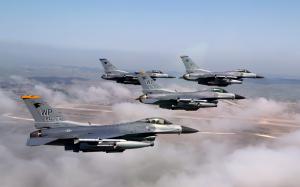 Formation of F 16 Fighting Falcons HD wallpaper thumb
