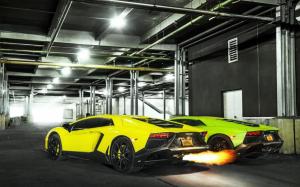 Lamborghini Aventador LP 720-4 Yellow Green Cars Fire wallpaper thumb