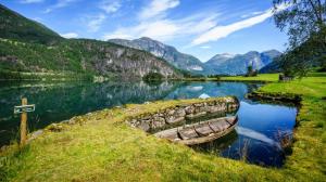 Norway, Stryn, mountains, fjords, river, water, boat wallpaper thumb