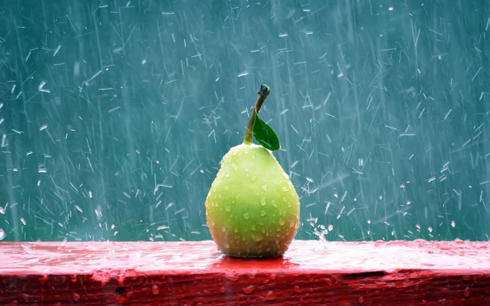 Green pear in the rain wallpaper,Green HD wallpaper,Pear HD wallpaper,Rain HD wallpaper,1920x1200 wallpaper