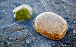 Stones in Water wallpaper thumb