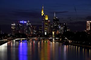 Skyline of Frankfurt wallpaper thumb